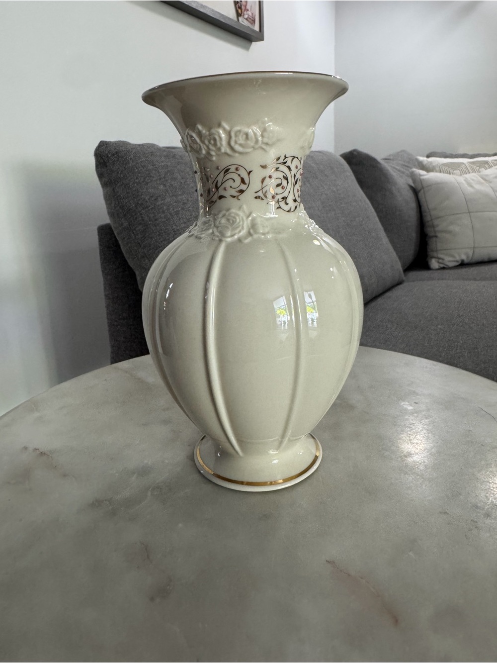 Elegant Cream Ceramic Decorative Vase with Gold Accents